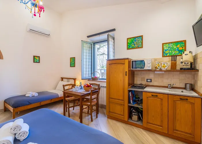 Fattoria Podere Peciano Farm stay