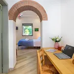 Farm stay Fattoria Podere Peciano Cortona