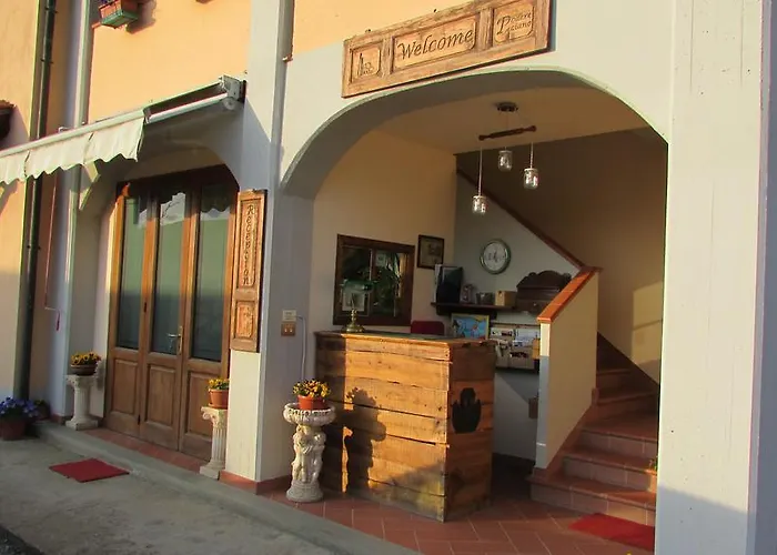 Fattoria Podere Peciano Feriegård