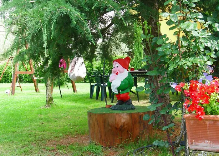 Farma Fattoria Podere Peciano